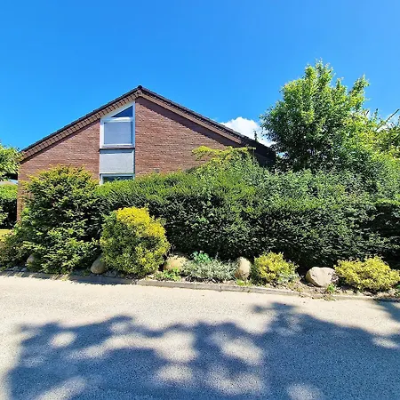 Ostseewiesen 1 דירה *