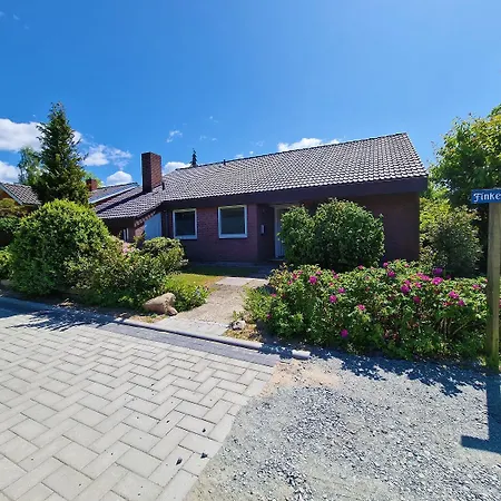 Ostseewiesen 1 הוווכט