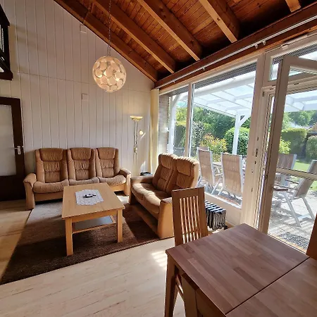 Ostseewiesen 1 דירה